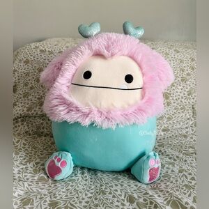 Squishmallow Bessem the Bigfoot 14” *VALENTINES DAY EDITION